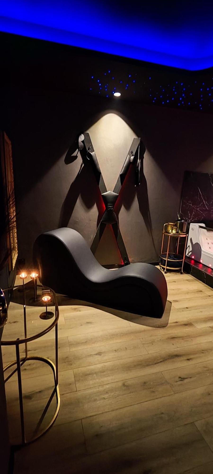 Loveroomxspa Bourg-Saint-Christophe Bagian luar foto